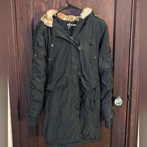 Steve Madden  Olive Green Fuzzy Hood Full Zip Thick Winter Coat Size Small